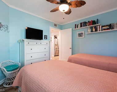 2132 Tama Circle - Photo Thumbnail 21