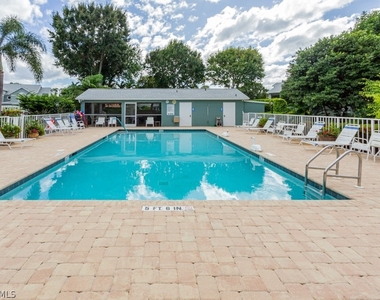 2132 Tama Circle - Photo Thumbnail 31
