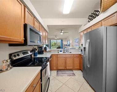 10337 Heritage Bay Boulevard - Photo Thumbnail 8