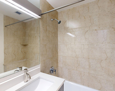 10 Hanover Square - Photo Thumbnail 4