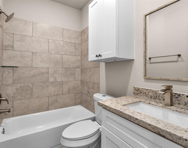 496b Golden Street - Photo Thumbnail 10