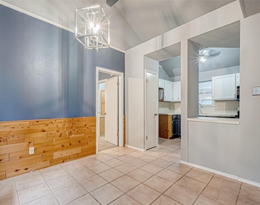 18315 Westlock Street - Photo Thumbnail 13