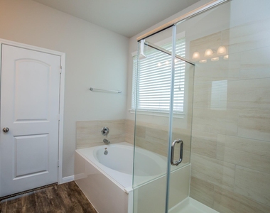 14358 Whitetop Peak Court - Photo Thumbnail 12