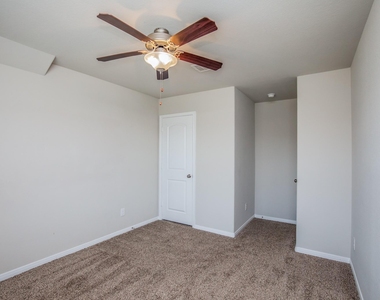 14358 Whitetop Peak Court - Photo Thumbnail 18