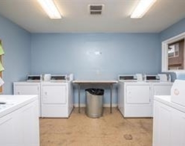 2545 Columbia Blvd - Photo Thumbnail 11