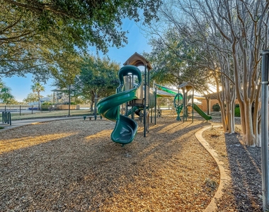 12958 Rio Mariano Lane - Photo Thumbnail 21