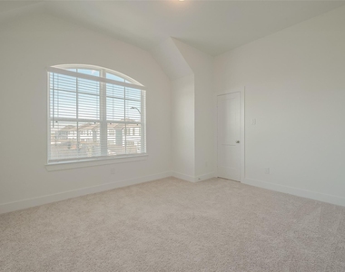 12958 Rio Mariano Lane - Photo Thumbnail 8