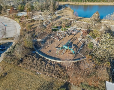 12958 Rio Mariano Lane - Photo Thumbnail 32