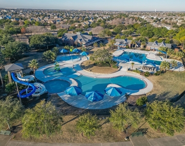 12958 Rio Mariano Lane - Photo Thumbnail 26