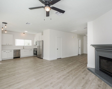 9939 Farrell Drive - Photo Thumbnail 15