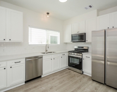 9939 Farrell Drive - Photo Thumbnail 6