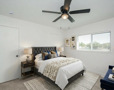 9939 Farrell Drive - Photo Thumbnail 4