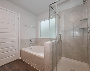 2412 Cave Fish Court - Photo Thumbnail 33