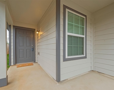 2412 Cave Fish Court - Photo Thumbnail 4