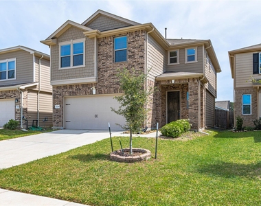 17214 Texas Willow Drive - Photo Thumbnail 2