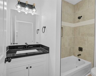 8412 Sunnyhill Street - Photo Thumbnail 14