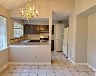 16315 Thistleglen Lane - Photo Thumbnail 11