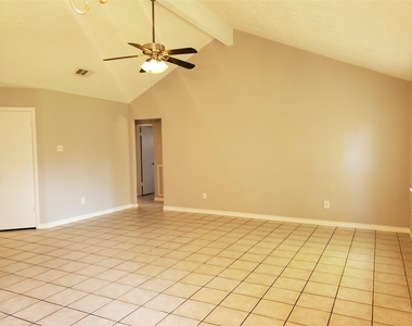 16315 Thistleglen Lane - Photo Thumbnail 12