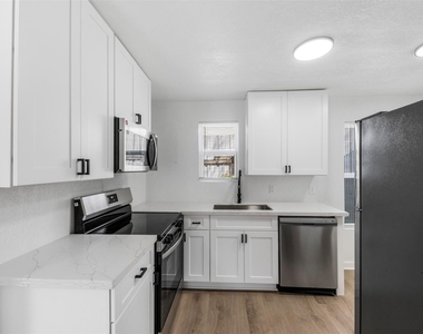 3614 Billingsley Street - Photo Thumbnail 4