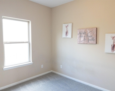 3986 Avenue B - Photo Thumbnail 18