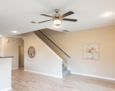 3986 Avenue B - Photo Thumbnail 9