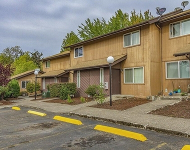 501 N Moss St - Photo Thumbnail 6