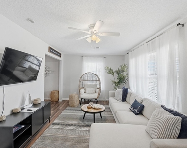 2311 56th Street - Photo Thumbnail 4