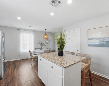 2311 56th Street - Photo Thumbnail 15