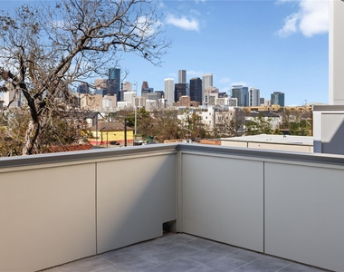 2709 Dennis Street - Photo Thumbnail 13