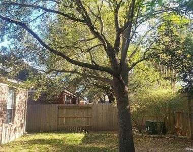 606 Admiral Bay Lane - Photo Thumbnail 40