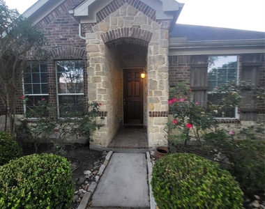 606 Admiral Bay Lane - Photo Thumbnail 1