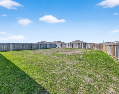 827 Silver Kettle Drive - Photo Thumbnail 26