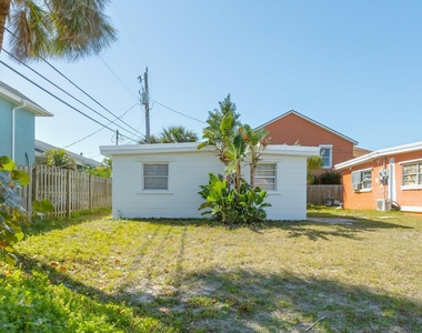 467 Jackson Avenue - Photo Thumbnail 1