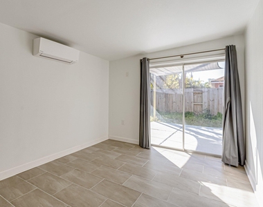 467 Jackson Avenue - Photo Thumbnail 19