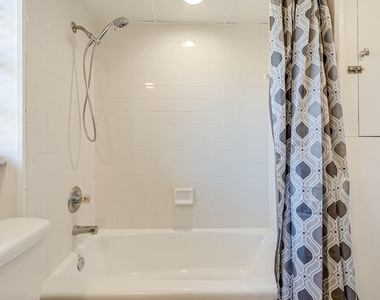 467 Jackson Avenue - Photo Thumbnail 15