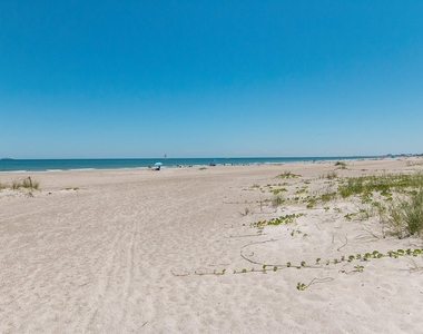 467 Jackson Avenue - Photo Thumbnail 49