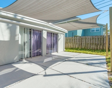 467 Jackson Avenue - Photo Thumbnail 24