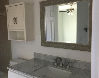 43 Bogart Place - Photo Thumbnail 7