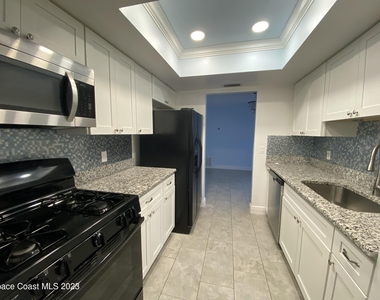 43 Bogart Place - Photo Thumbnail 2