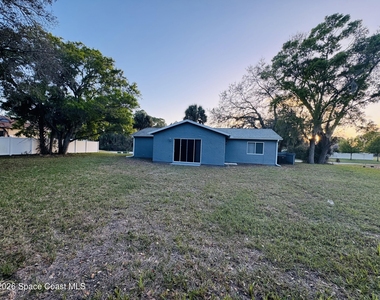 1035 Nevada Drive Ne - Photo Thumbnail 1