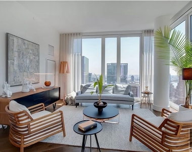 East 44th Street - Photo Thumbnail 1