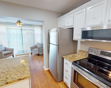 216 Country Club Drive - Photo Thumbnail 9