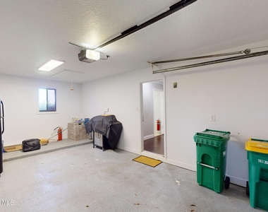 216 Country Club Drive - Photo Thumbnail 39