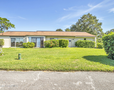 216 Country Club Drive - Photo Thumbnail 49