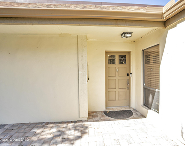 216 Country Club Drive - Photo Thumbnail 47