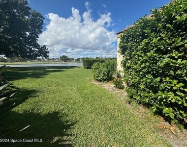 216 Country Club Drive - Photo Thumbnail 53