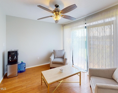 216 Country Club Drive - Photo Thumbnail 35