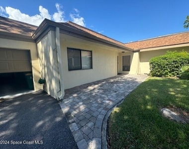 216 Country Club Drive - Photo Thumbnail 46