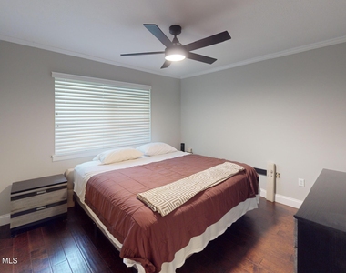 216 Country Club Drive - Photo Thumbnail 33