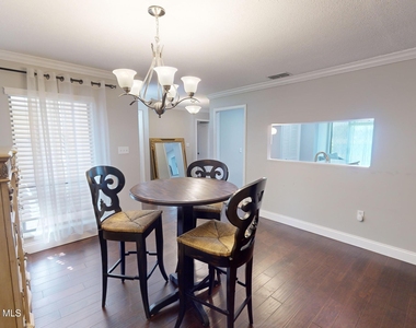 216 Country Club Drive - Photo Thumbnail 11